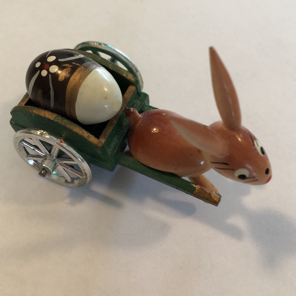 Vintage 60’s Easter bunny with cart - Picture 4 of 5